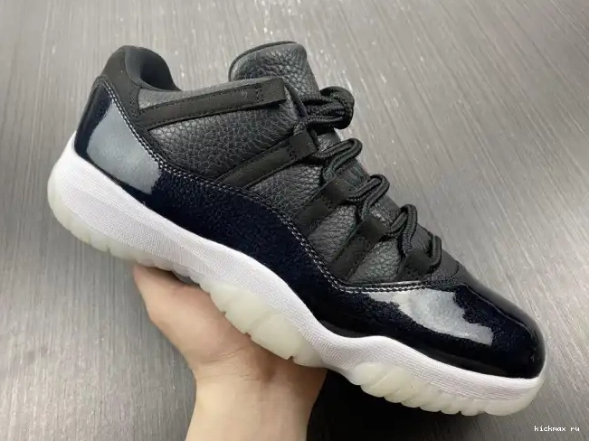 Cheap Kickmax 11 Retro Air Jordan Low AV2187-001 72-10 0611